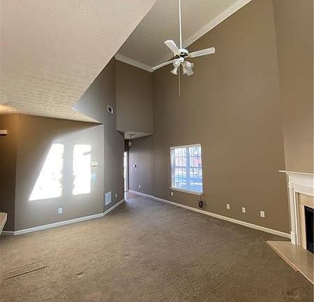 3rd image of 4768 Crawford Oaks Dr