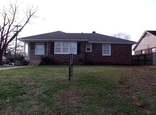 1807 Dearing Rd, Memphis, TN 38117