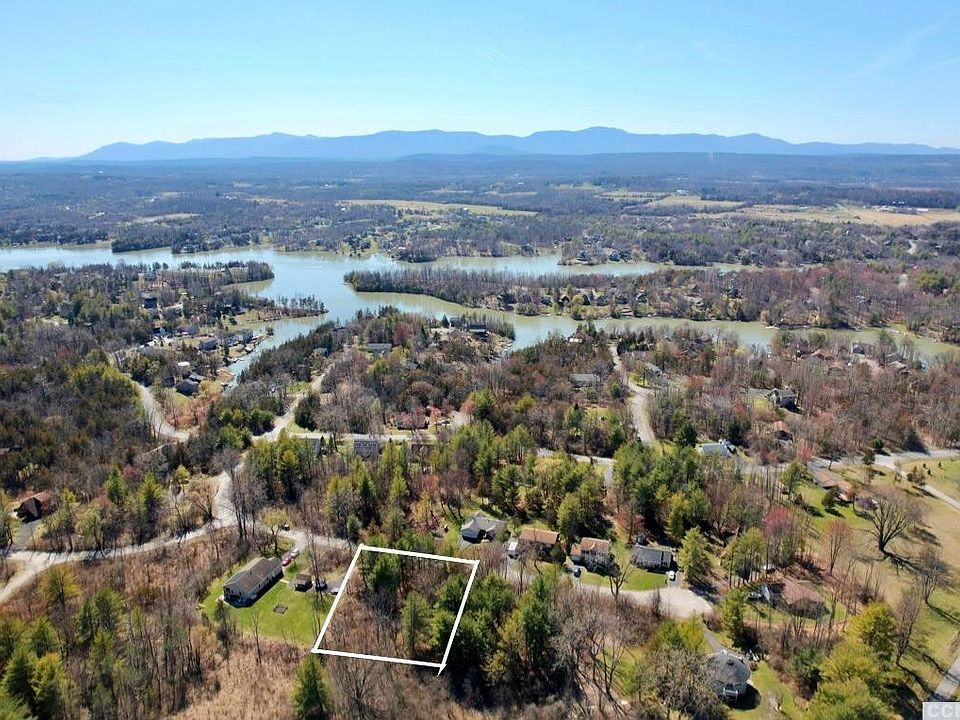 1st image of 27 Appalachian Drive
