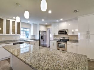 732 Isleton Dr, Brandon, FL 33511