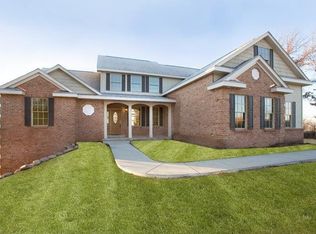 13043 Promontory Trl, Roscoe, IL 61073