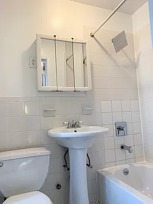 Rented by Living New York | media 18