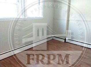 276 4th St #1B-1BA, Fall River, MA 02721