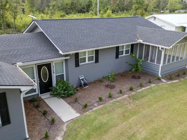 1758 Eason Bluff Rd, Baxley, GA 31513