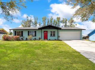 1433 NE Old Mill Dr, Deltona, FL 32725
