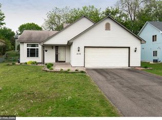 2175 McAfee Cir, Saint Paul, MN 55109