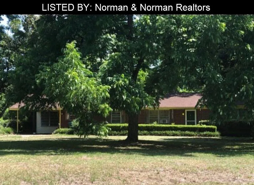 3 bed, 1368 sqft, $1,150 — Photo 1