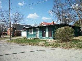 113 W Water St, Centerville, IA 52544