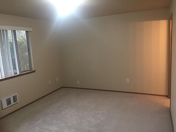 2nd image of 10509 224th Ave E #B