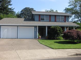 2888 Metolius Dr, Eugene, OR 97408