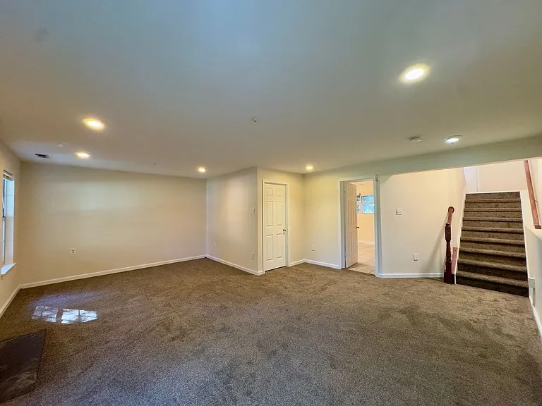 9520 Oak Trace Way — Photo 11