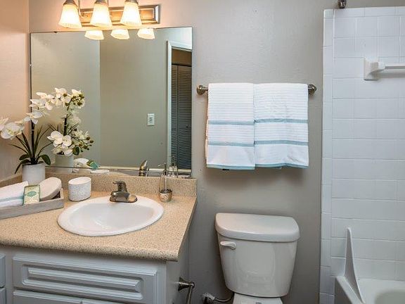 2nd image of 10598 4th St N #101