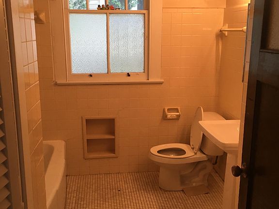 5th image of 5490 Canal Blvd