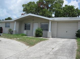 10038 Regency Park Blvd, Port Richey, FL 34668