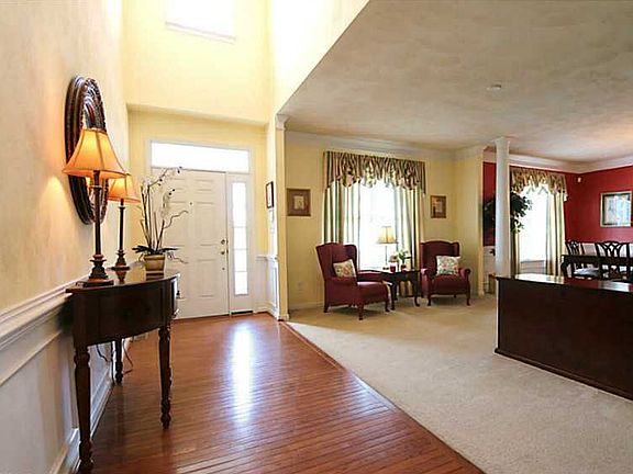 4th image of 22426 Harbor Towne Dr