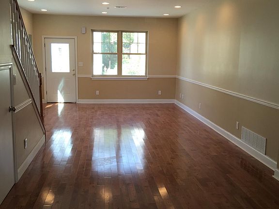 4th image of 110 E Phil Ellena St #110