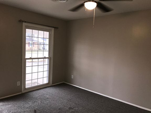 5th image of 1021 Marianna Dr