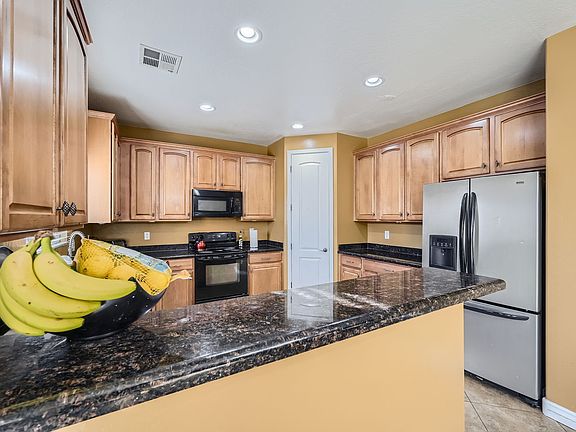 5th image of 5003 W Saint Catherine Ave