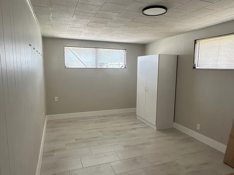 170 Parkwood Dr W — Photo 9