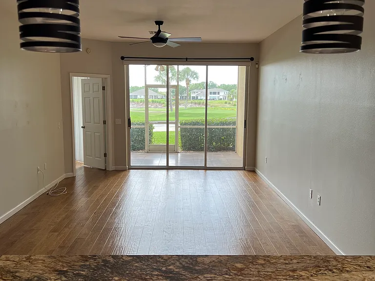 407 Enclave Pl — Photo 6
