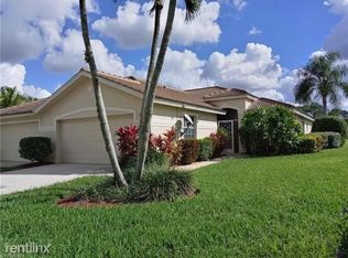11276 Lakeland Cir, Fort Myers, FL 33913
