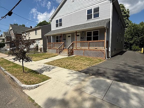 2nd image of 29-31 Willard Ave