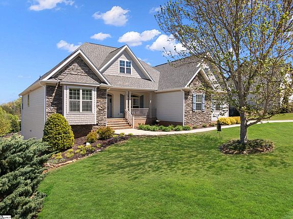 5th image of 1 Thornbriar Ct