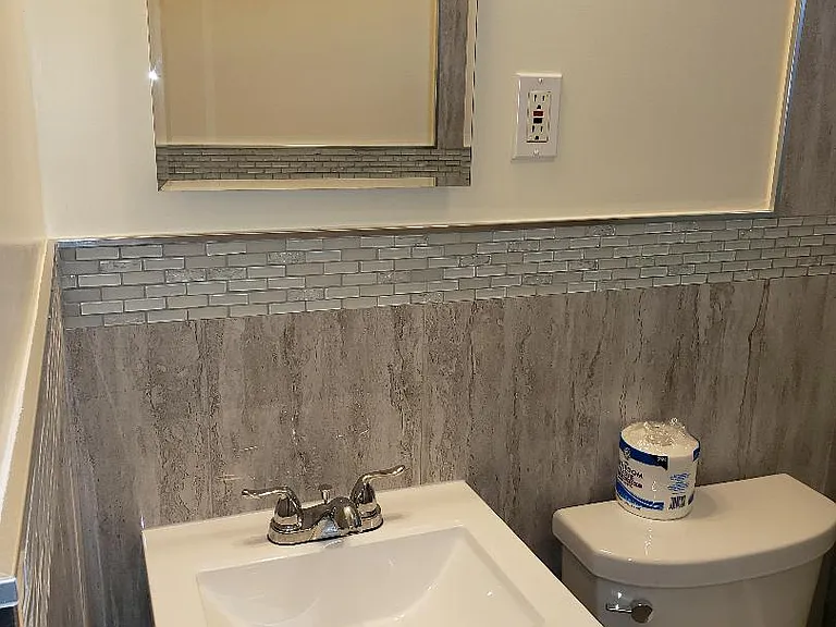 391 Cromwell Ave #2 — Photo 4