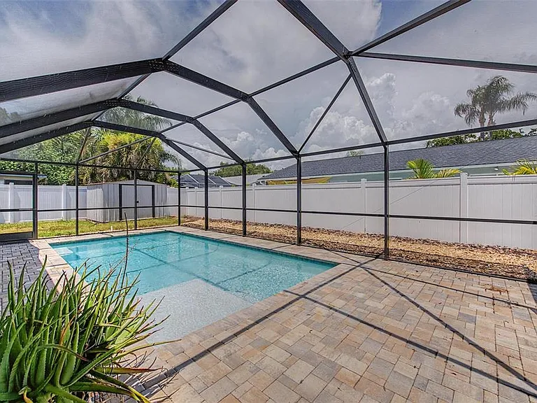 4212 Gray Squirrel Ln — Photo 22