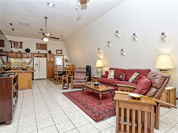 4th image of 20570 Highland Lake Dr