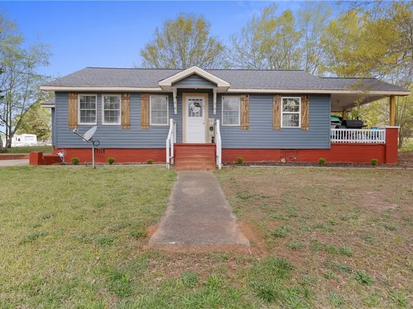 2012 Walhalla Hwy, Pickens, SC 29671