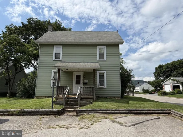 603 Halfmoon St, Bellefonte, PA 16823