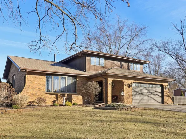 8530 W 133rd St, Orland Park, IL 60462