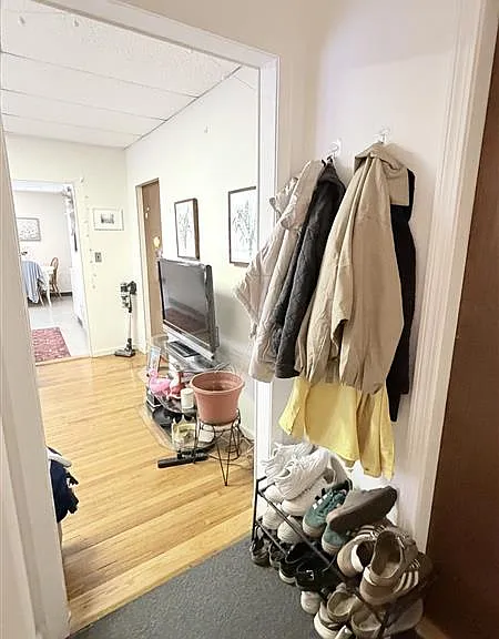 41 Burnside Ave #2 — Photo 9