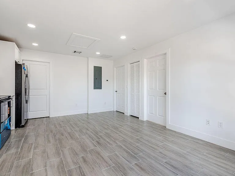 4959 SE Primrose Way #2 — Photo 7