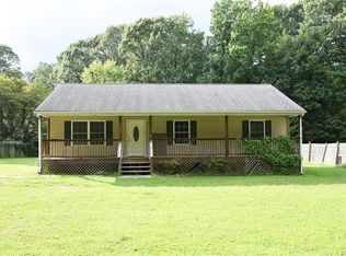 13302 Old Stage Rd, Chester, VA 23836