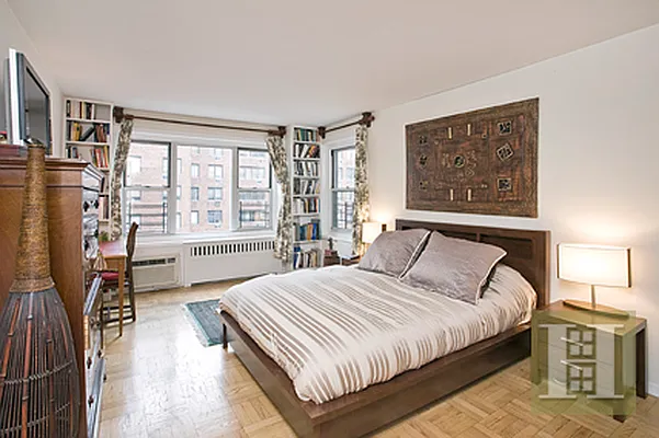 Sold by Halstead Real Estate | media 4