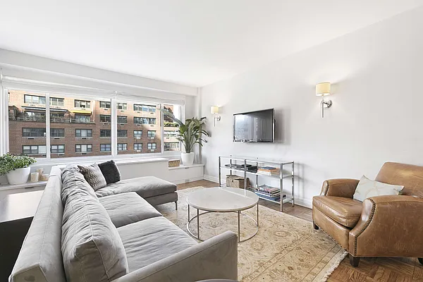 Sold by Compass | media 17