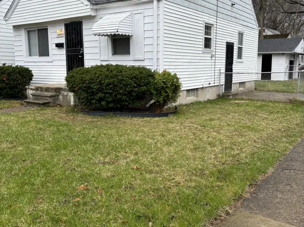 19449 Chicago St, Detroit, MI 48228