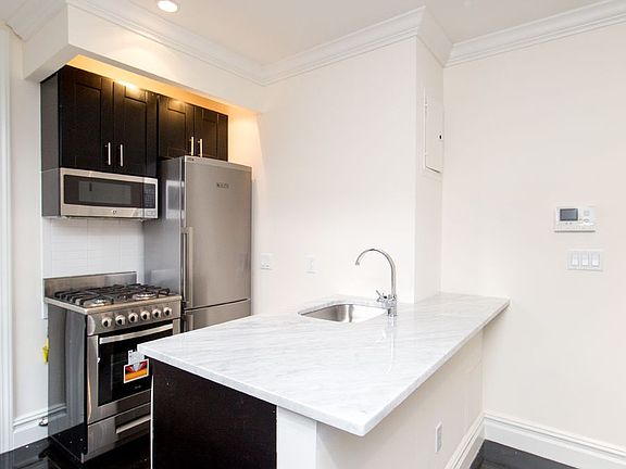 3rd image of 24 E 38th St #4C