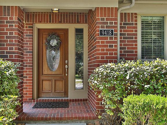 2nd image of 9418 Mustang Park Ct