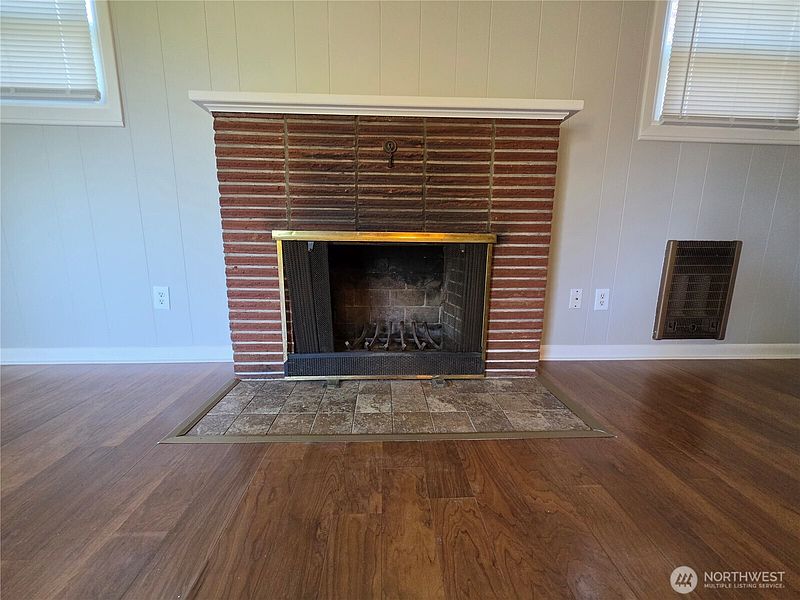 4th image of 520 28th Avenue