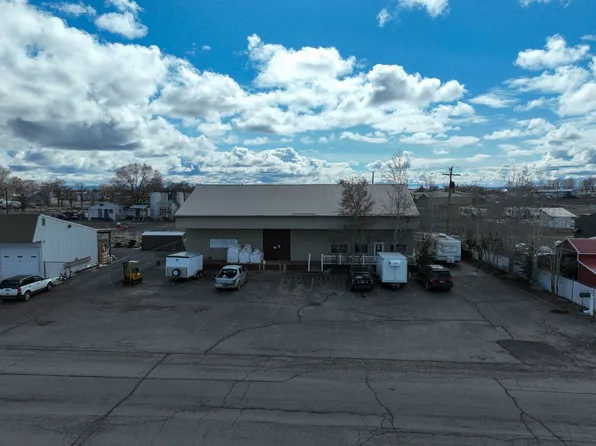 111 E Railroad Ave, Burns, OR 97720