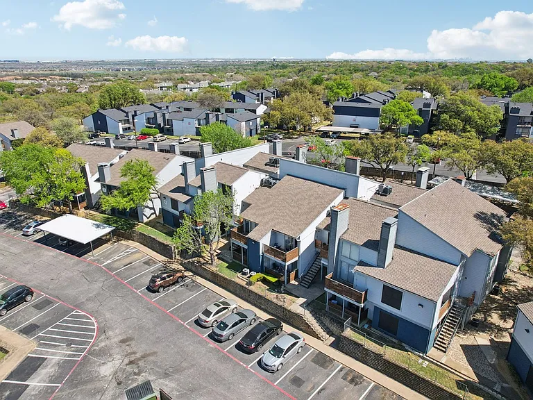 Don't Miss Out Biltmore Homes Leasing Fast — Photo 142