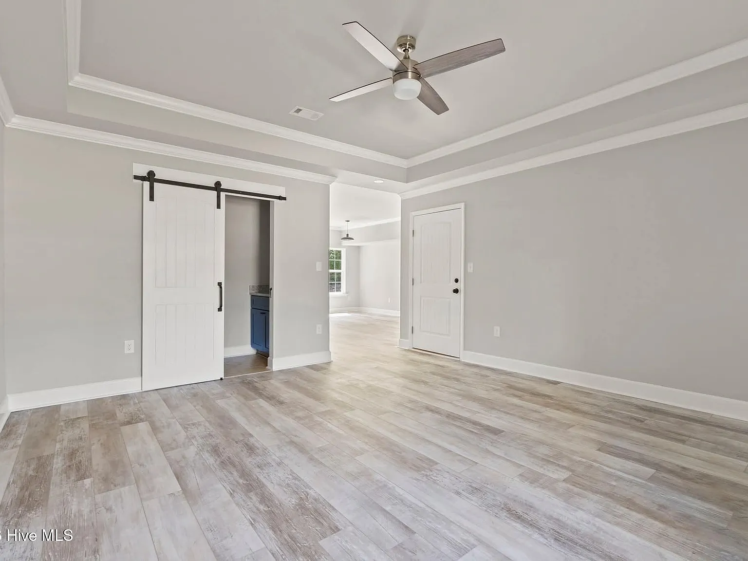 3 bed, 2.5 bath, 1796 sqft, $1,850 — Photo 2