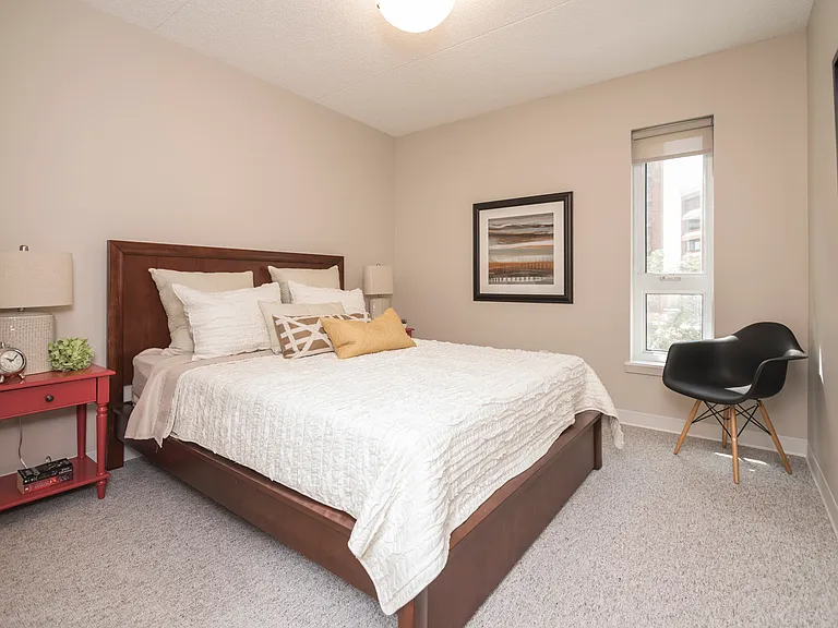 320 Colony St — Photo 12