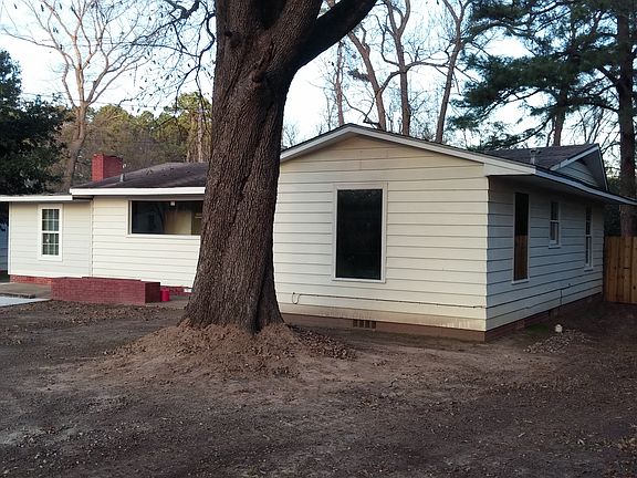 4th image of 439 Glover Dr