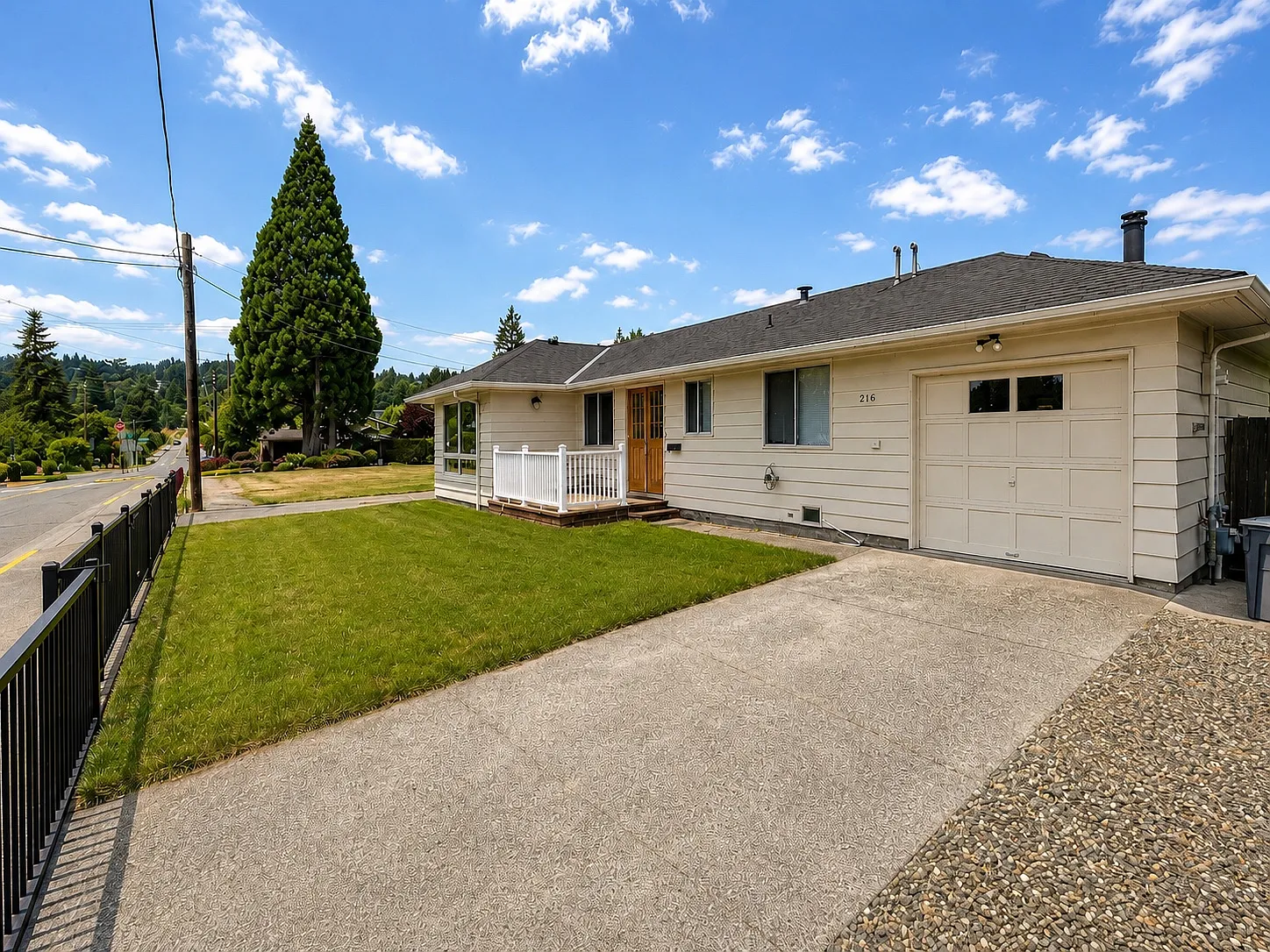 3 bed, 1849 sqft, $4,000 — Photo 4