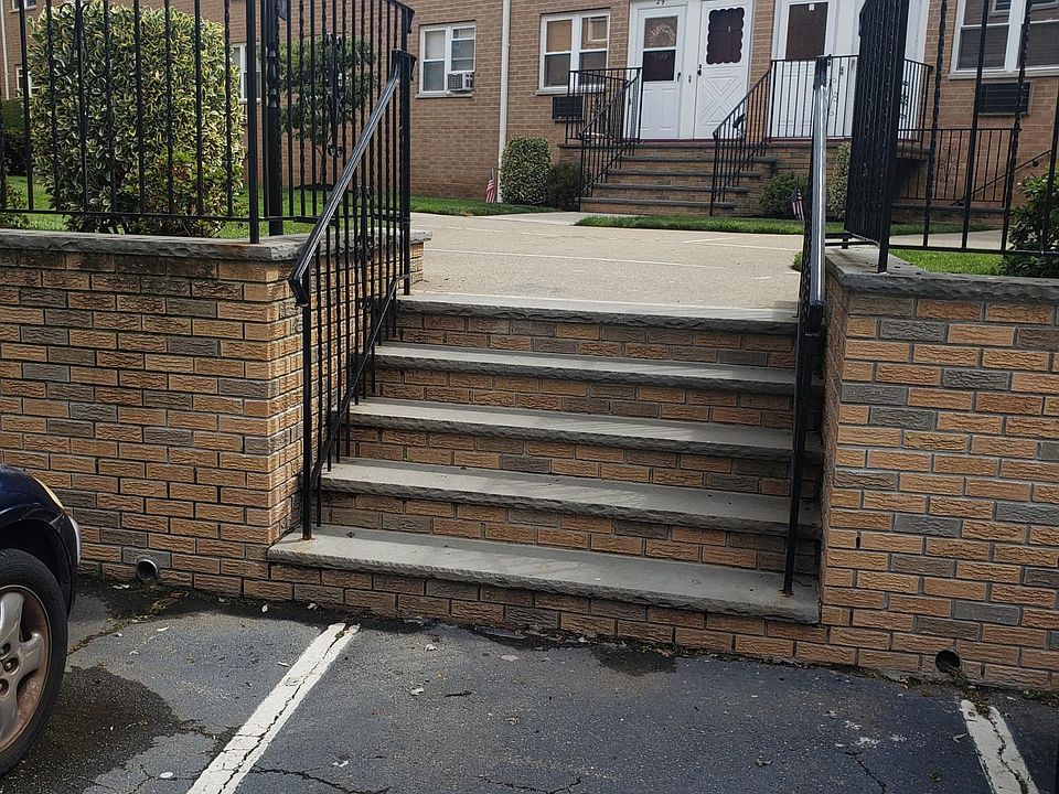 1st image of 725 Joralemon St Unit 136