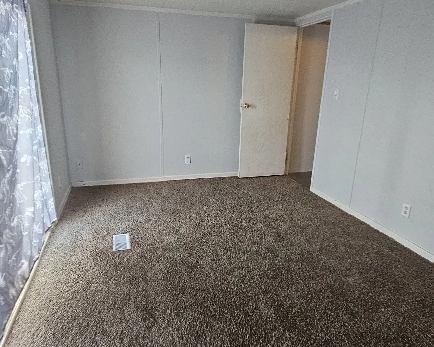 3 bed, $850 — Photo 3